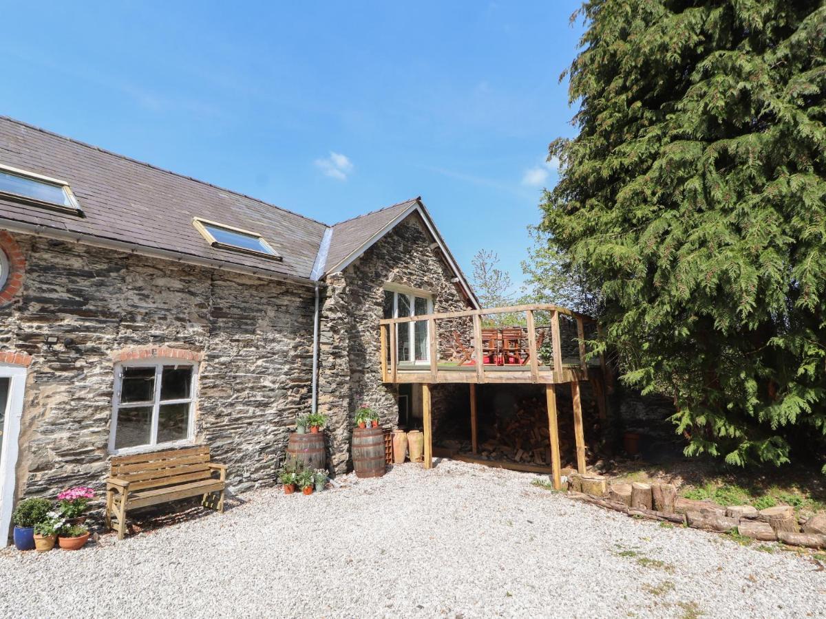 The Coach House Villa Llangollen Exterior photo